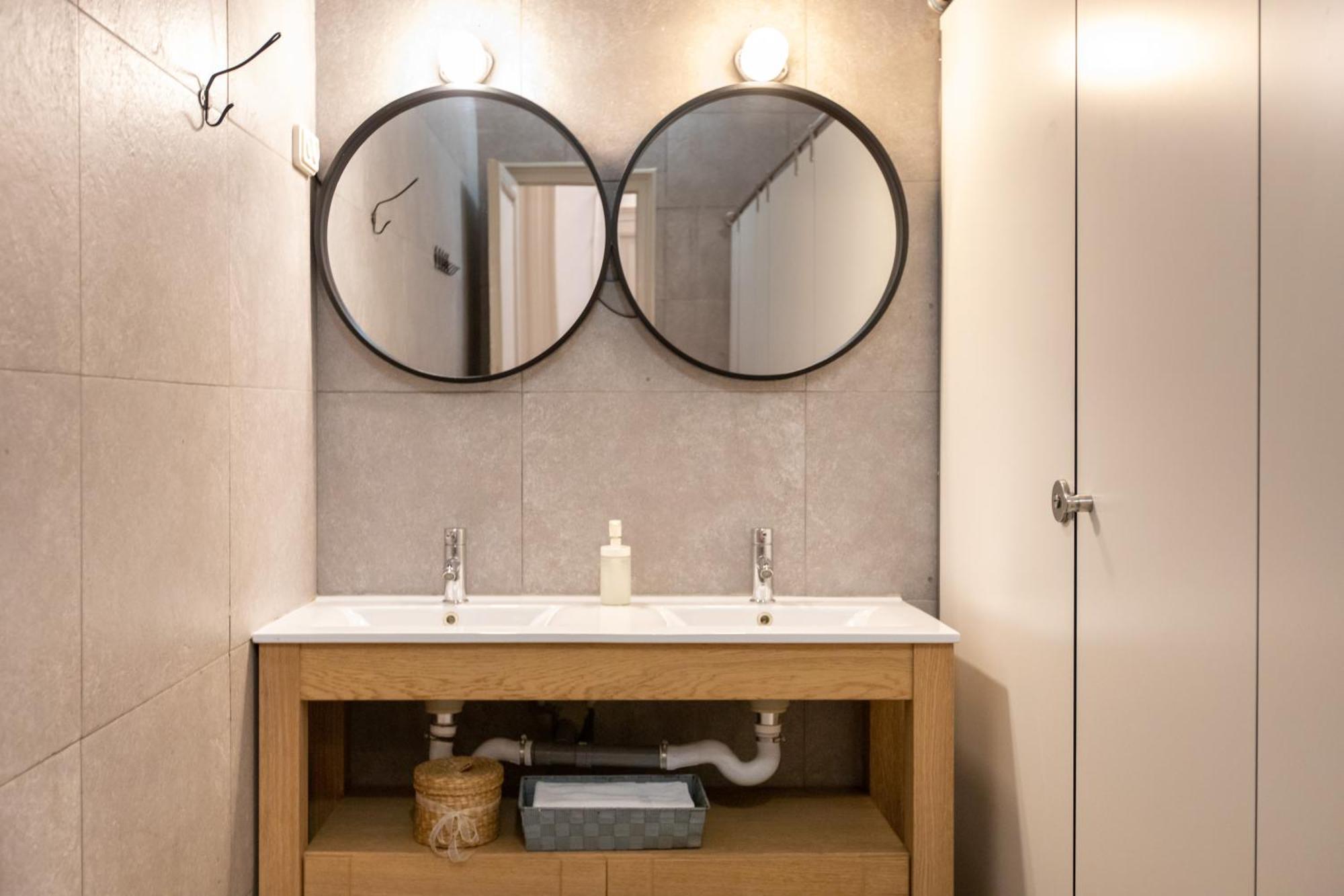 Apartment B21-apartamento Modernista Grupos Barcelona