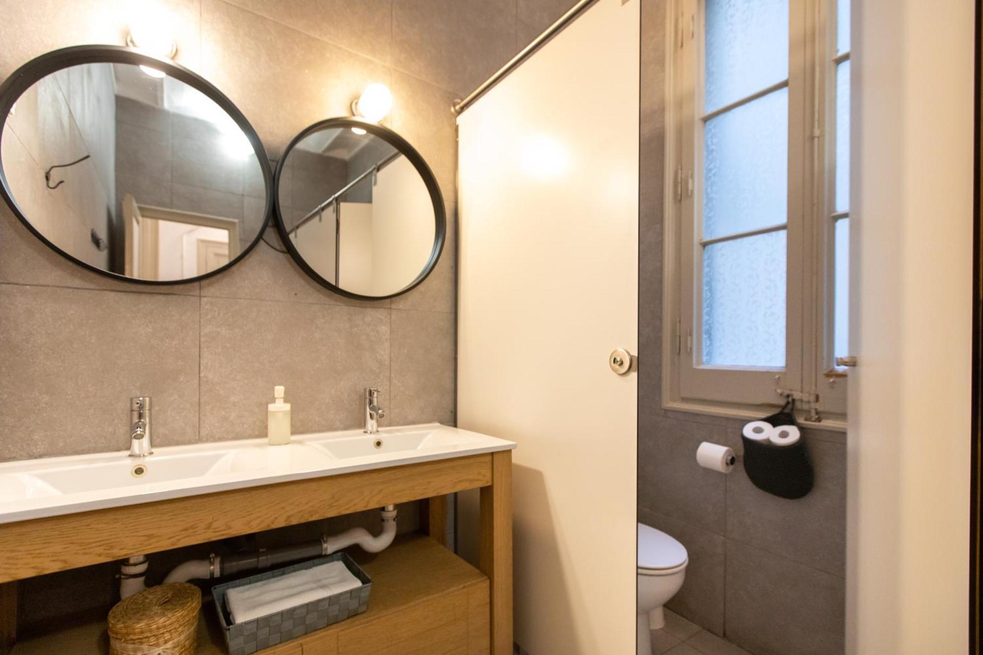 B21-apartamento Modernista Grupos Barcelona