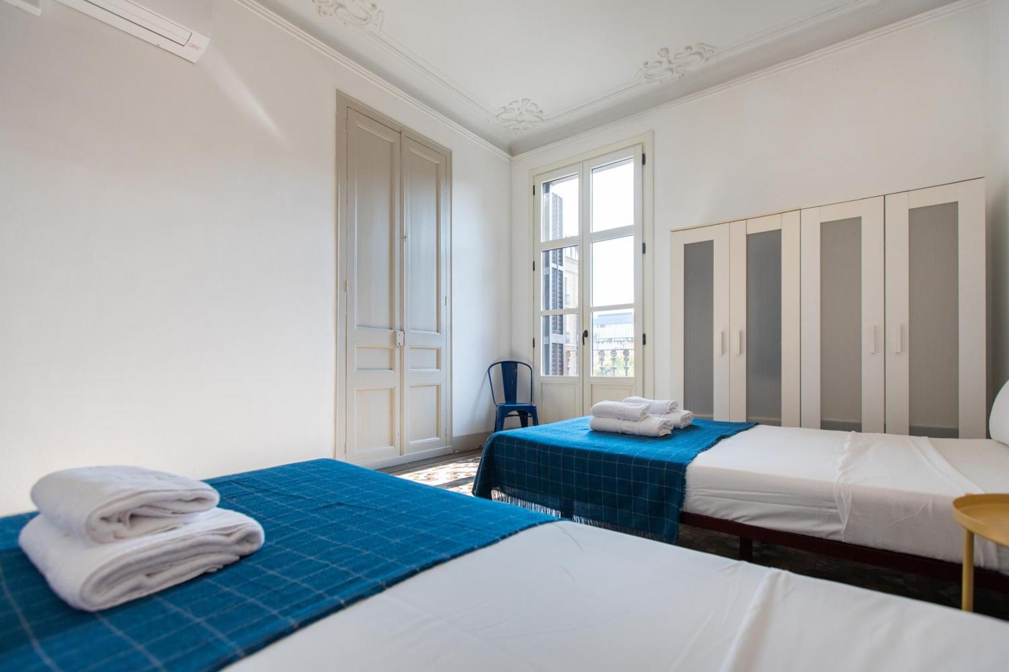 B21-apartamento Modernista Grupos * Barcelona